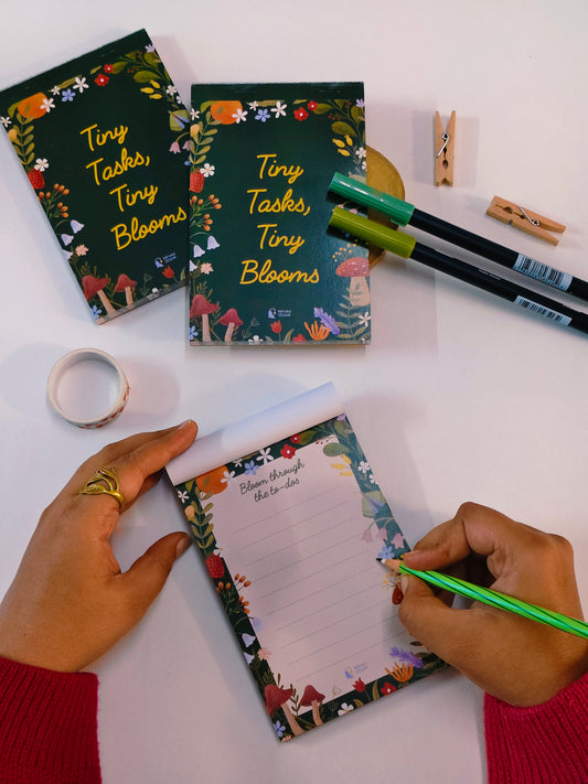 Little Blooms Notepad | Cottage Critters
